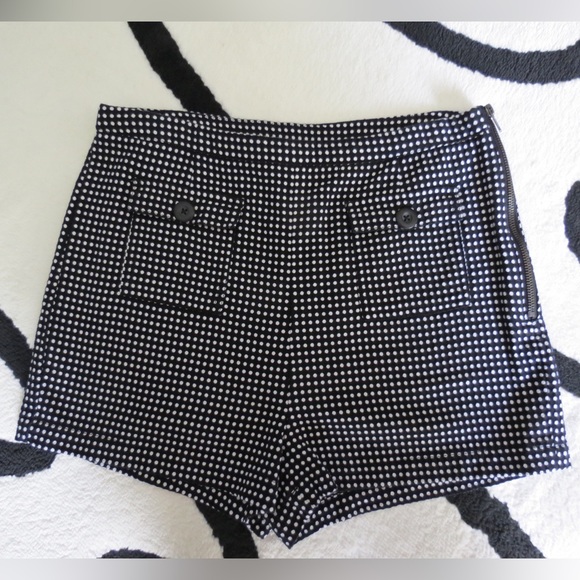 Forever 21 Gingham Shorts - Picture 1 of 4
